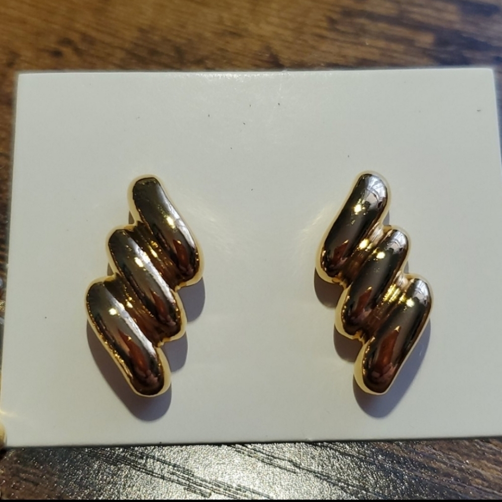 Avon earrings